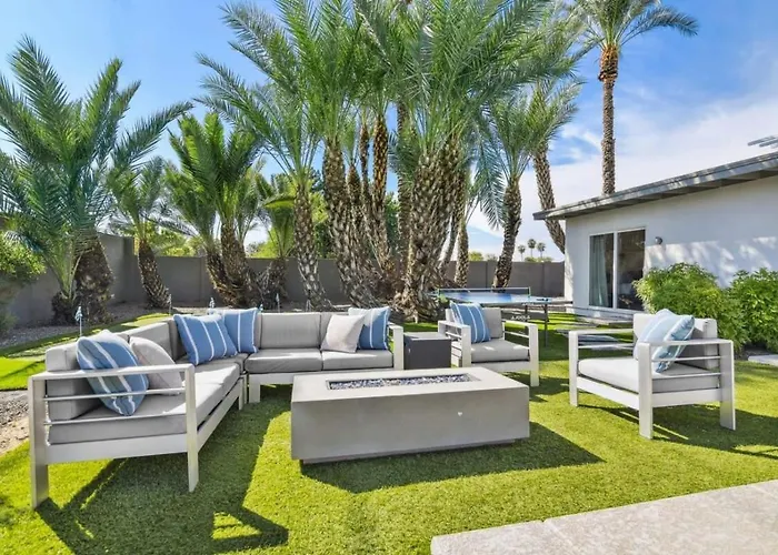 Indigo Oasis Pool Sleeps 20 Holiday home Phoenix