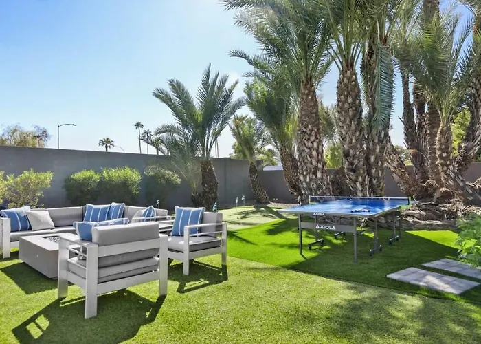 Indigo Oasis Pool Sleeps 20 *