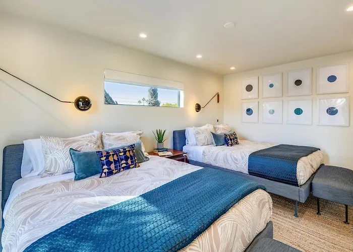 Indigo Oasis Pool Sleeps 20 Phoenix