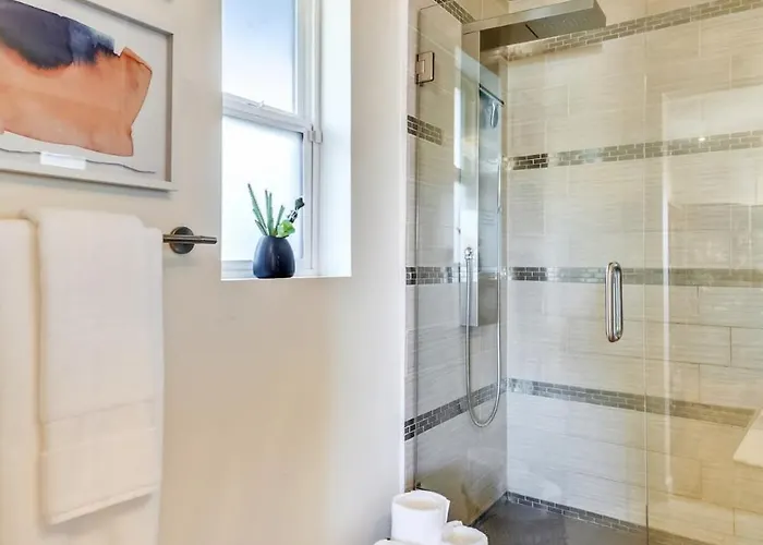 Indigo Oasis Pool Sleeps 20 *