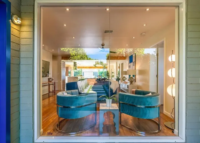Holiday home Indigo Oasis Pool Sleeps 20 *