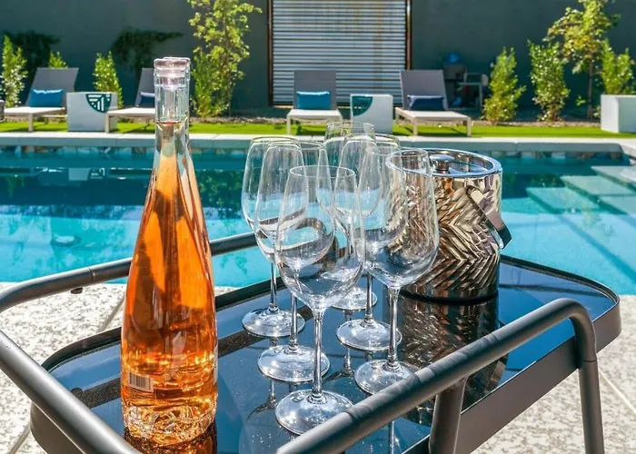 Indigo Oasis Pool Sleeps 20 * Phoenix